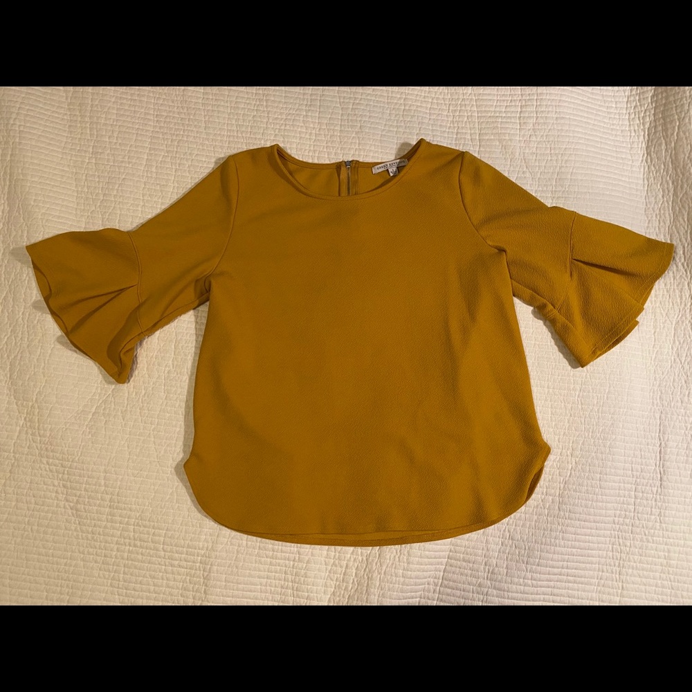 Flutter Sleeve Blouse